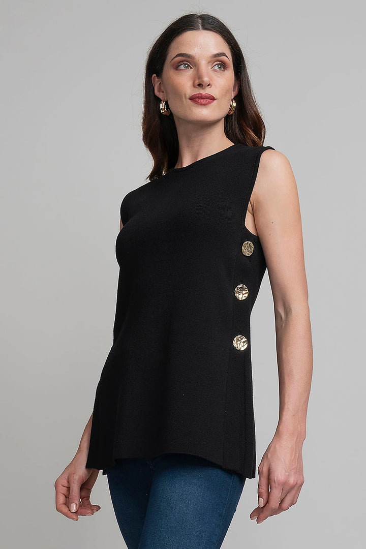 Chaleco Con Botones Dorados En Laterales