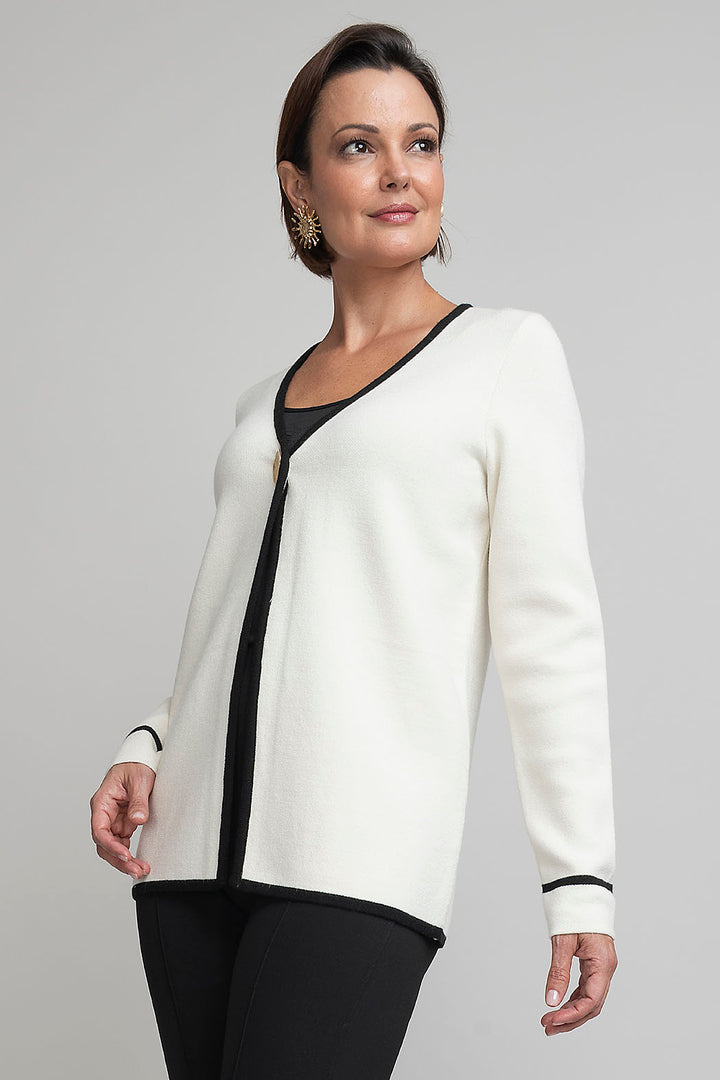 Suéter De Punto Con Botón Dorado