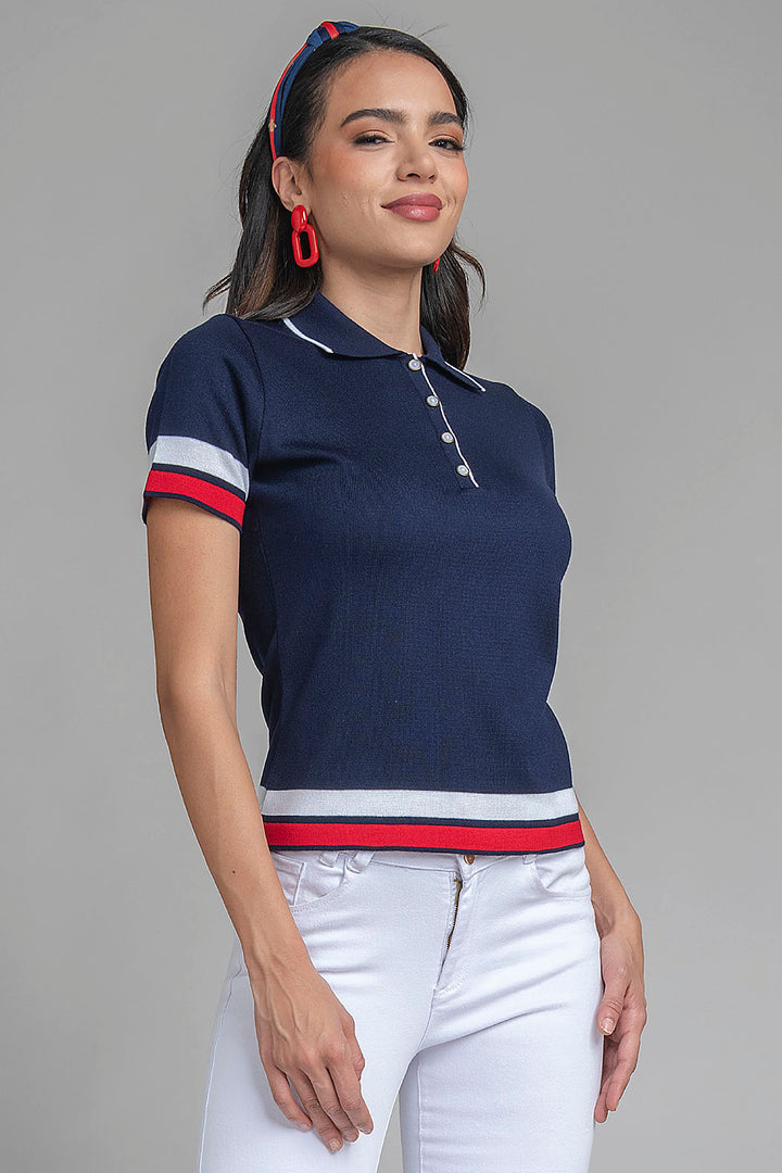 Blusa Con Cuello Sport Y Manga Corta