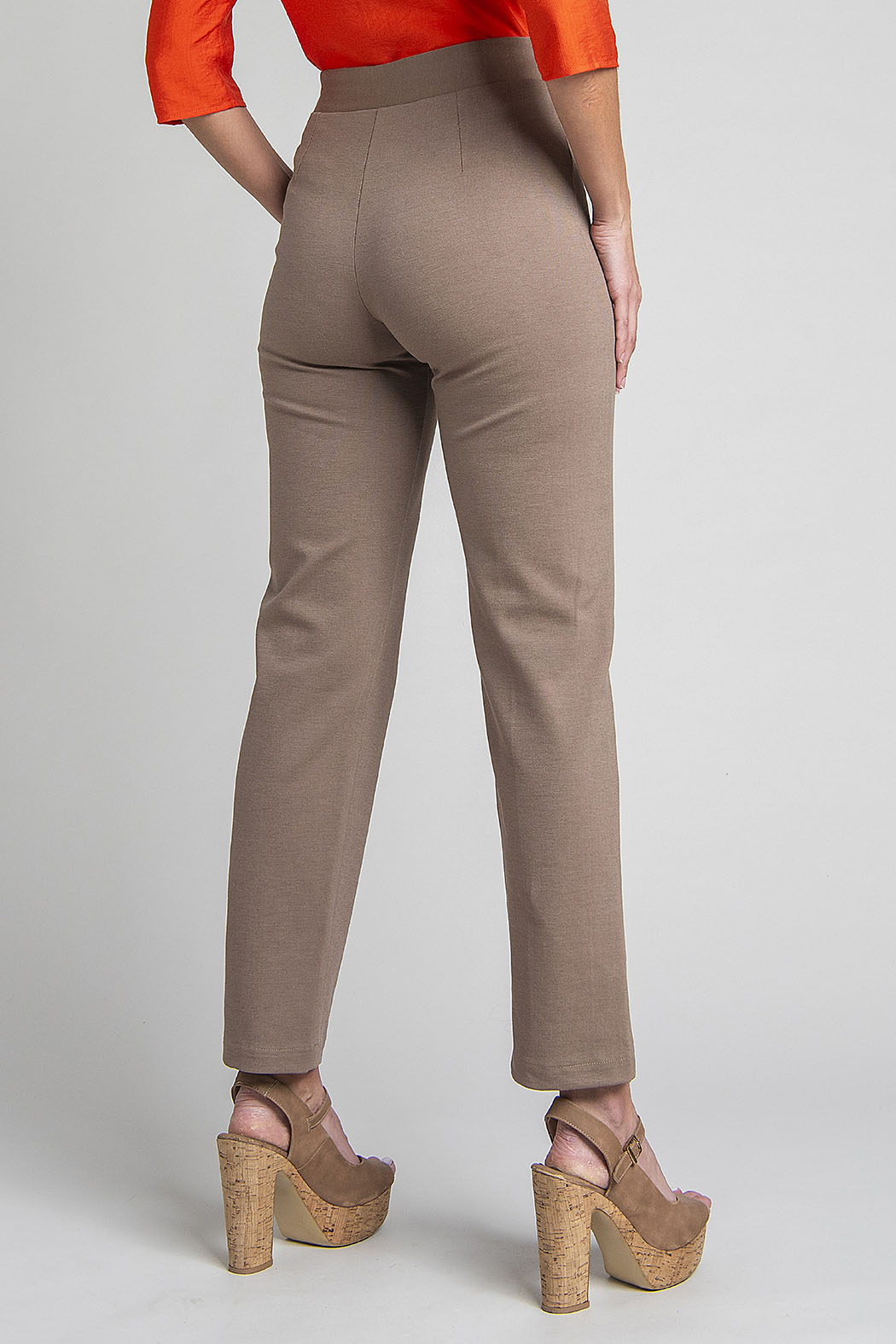 Pantalon De Vestir Con Botones Y Herraje