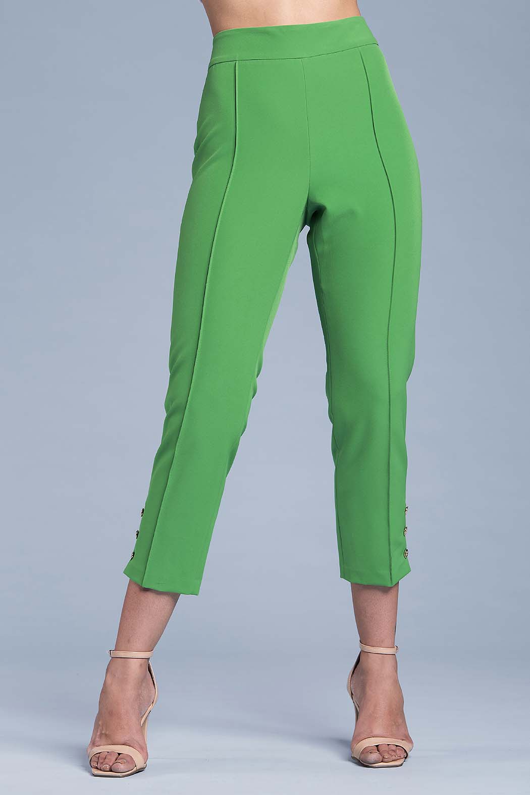 Pantalon Tipo Capri Liso