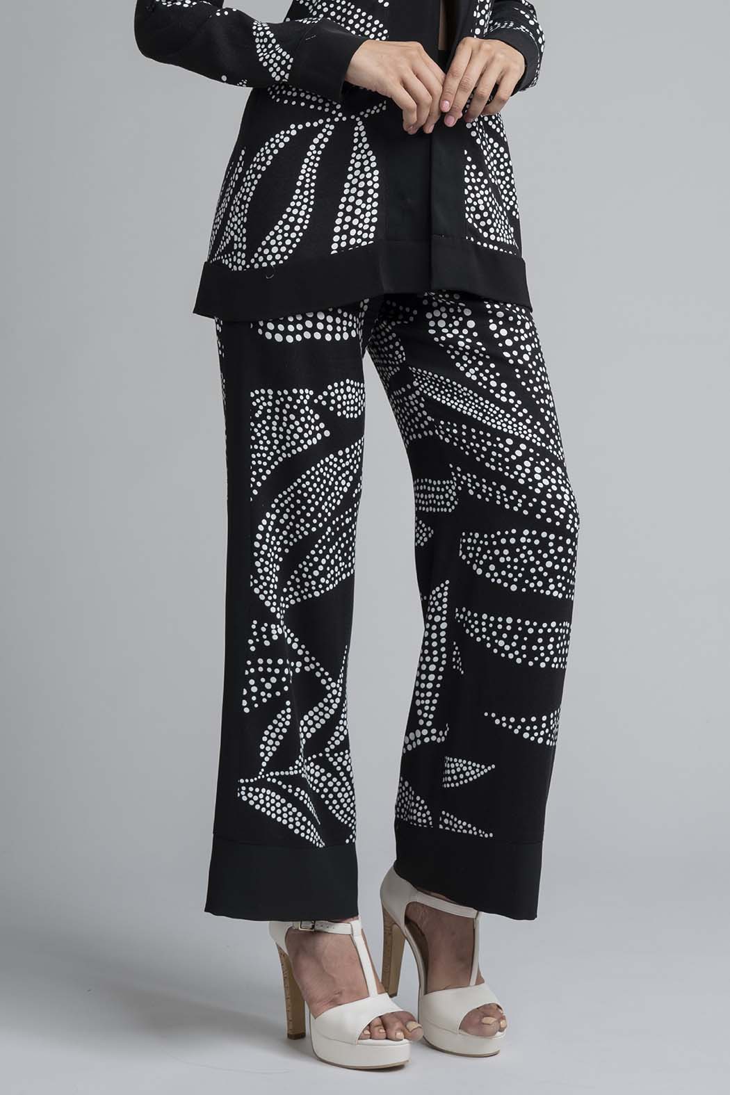 Pantalon Corte Ancho Con Estampado De Hojas