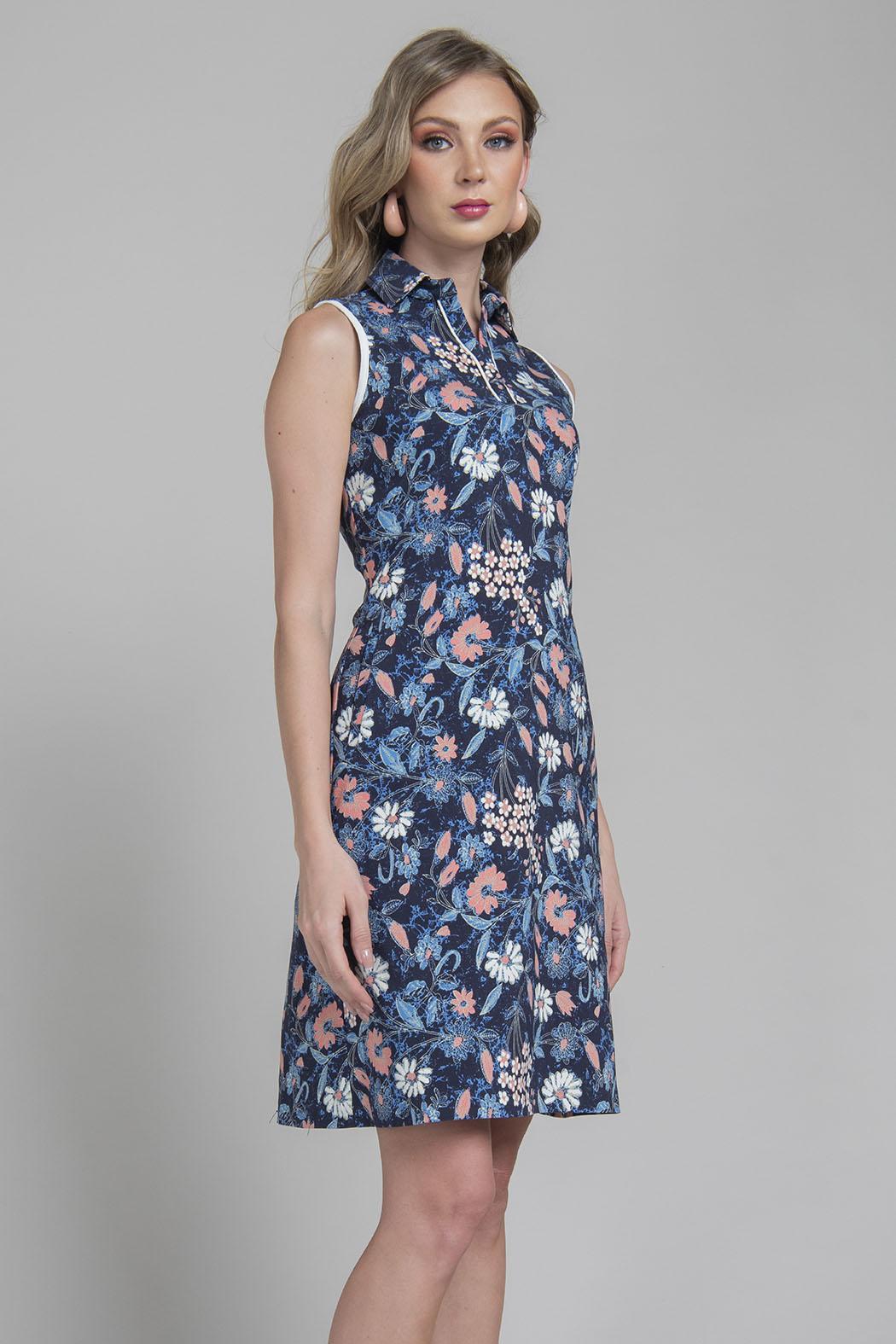 Vestido Corto Estampado De Flores
