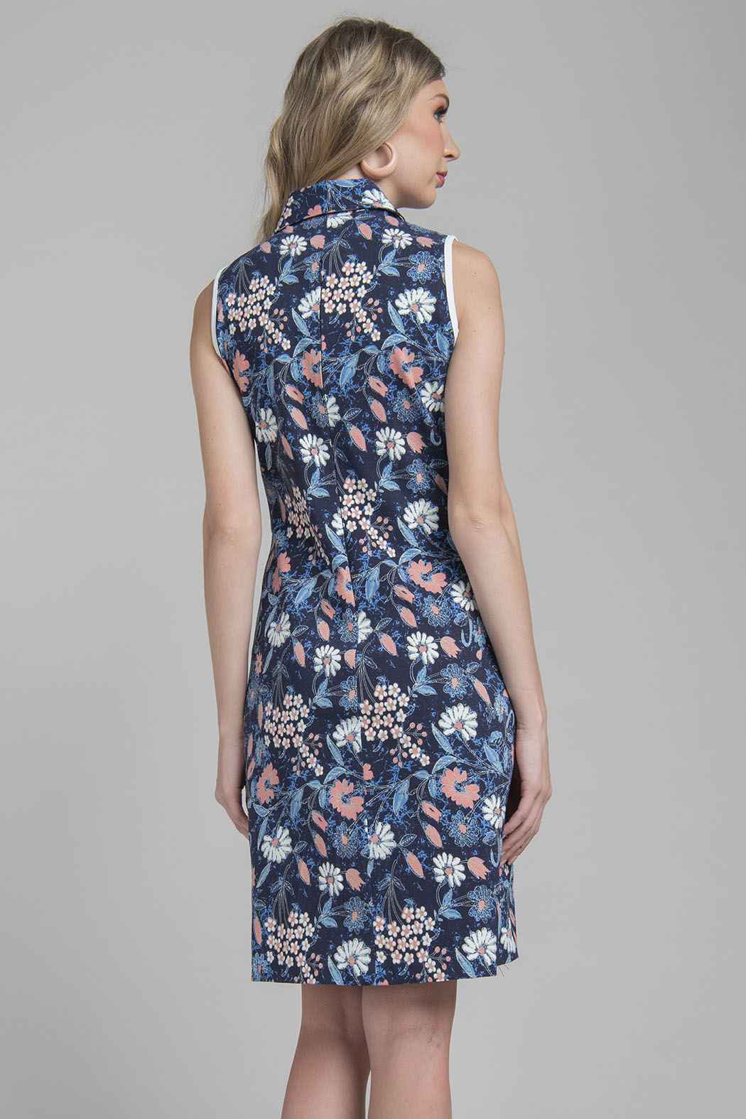 Vestido Corto Estampado De Flores