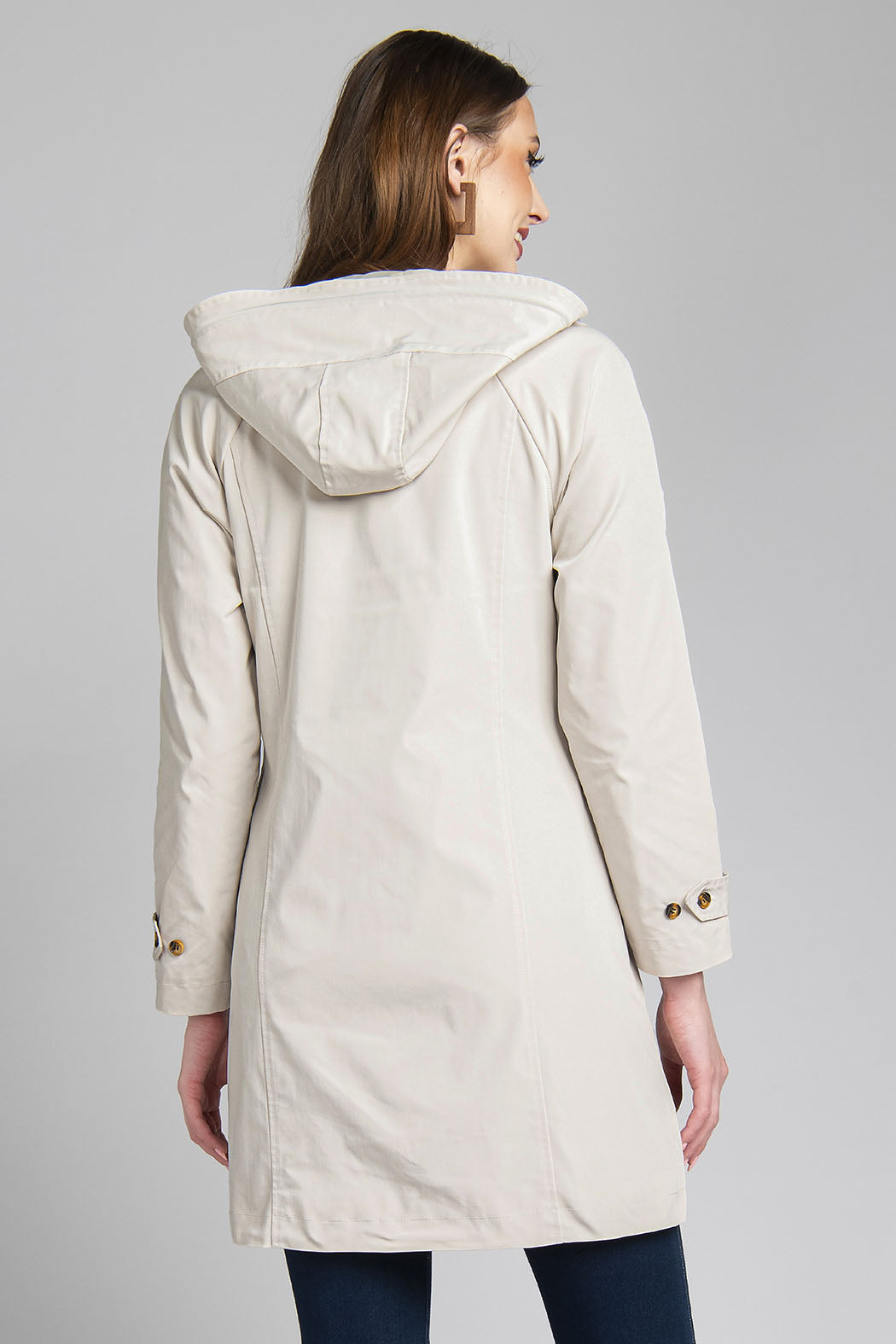 Gabardina Larga Con Botones Frontales Y Bolsillos En Vertical