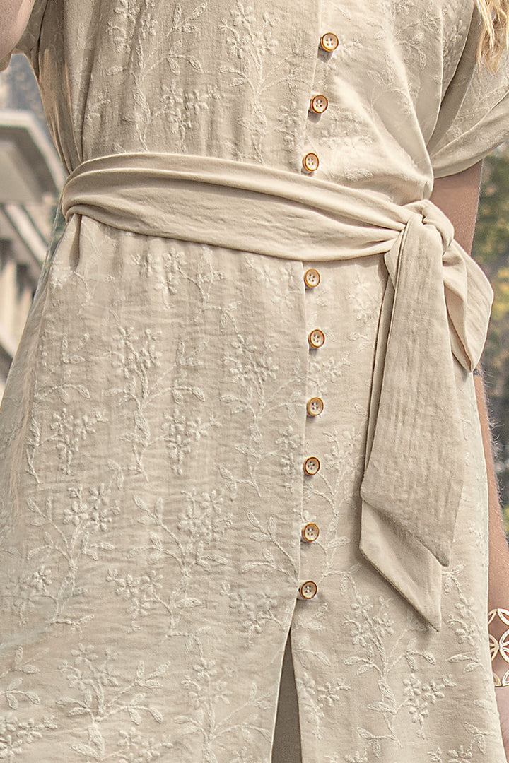 Bluson Con Estampado Floral Sutil Botones Al Frente Y Jareta En Cintura