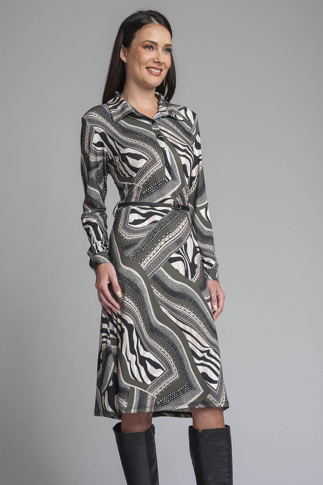 Vestido Corte A Con Estampado De Cebra Y Manga Larga
