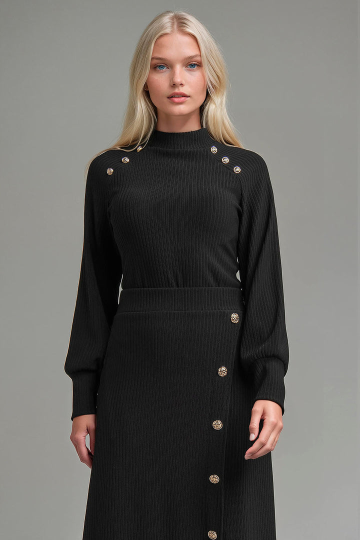 Blusa Con Botones En Hombros