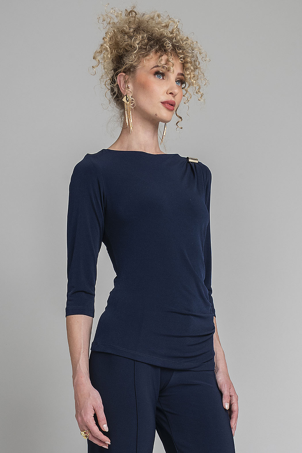 Blusa De Manga 3/4 Con Plisado En Costado