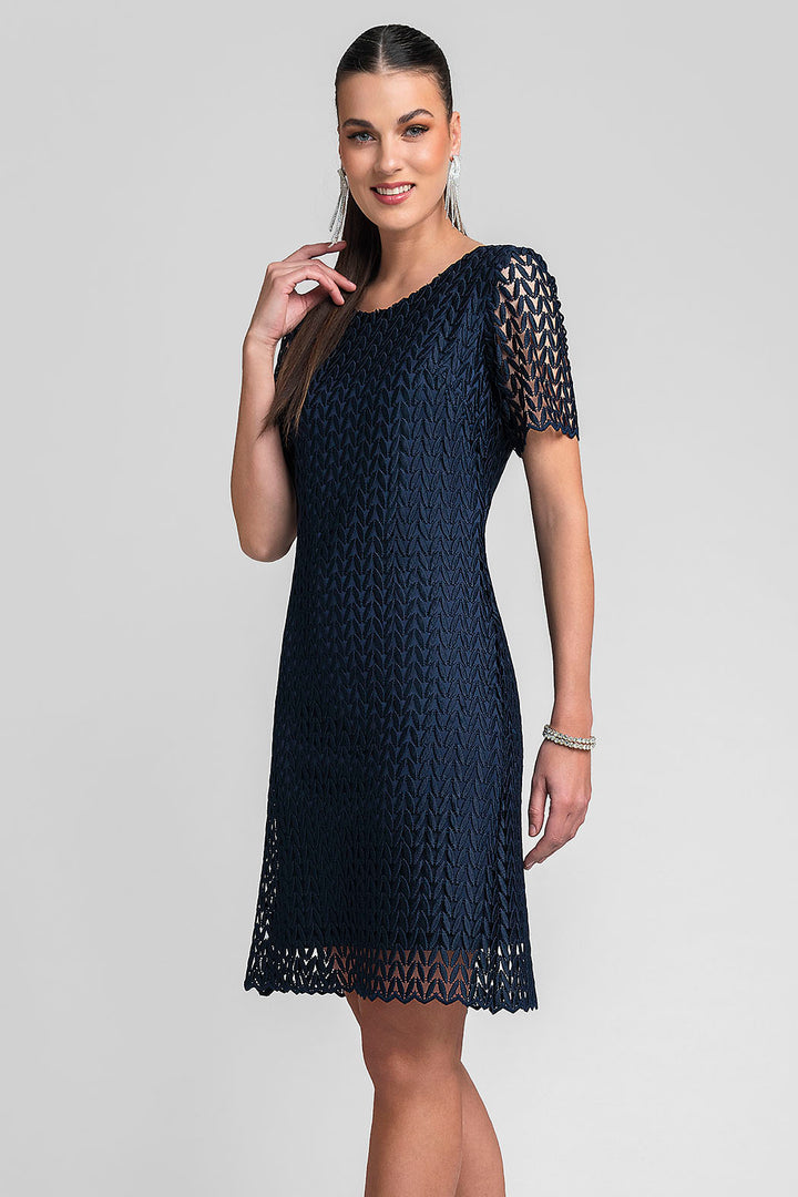 Vestido De Encaje Con Manga Corta