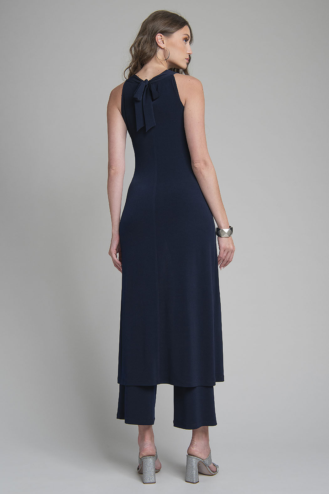 Conjunto De Bluson Halter Y Pantalon Liso