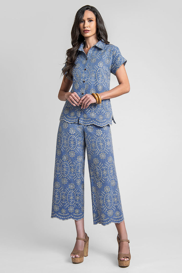 Conjunto De Pantalon Y Blusa Con Estampado Bordado