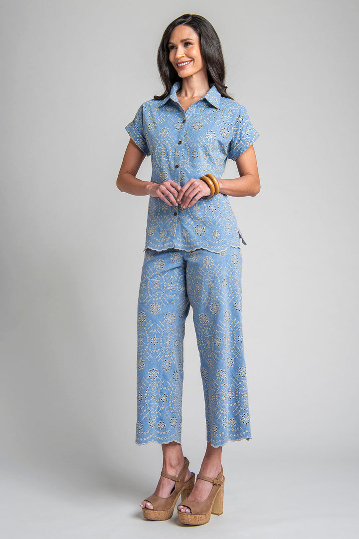 Conjunto De Pantalon Y Blusa Con Estampado Bordado