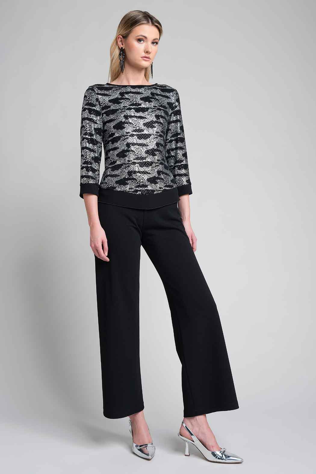 Conjunto De Pantalon Liso Y Blusa Con Brillos