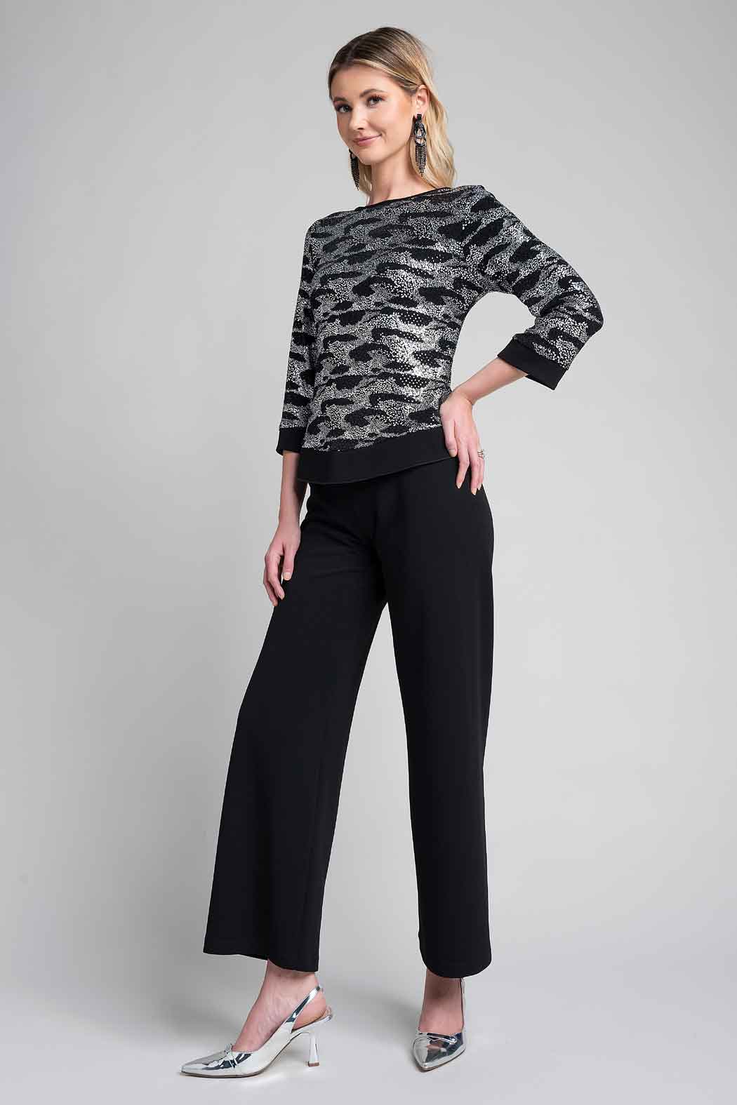 Conjunto De Pantalon Liso Y Blusa Con Brillos