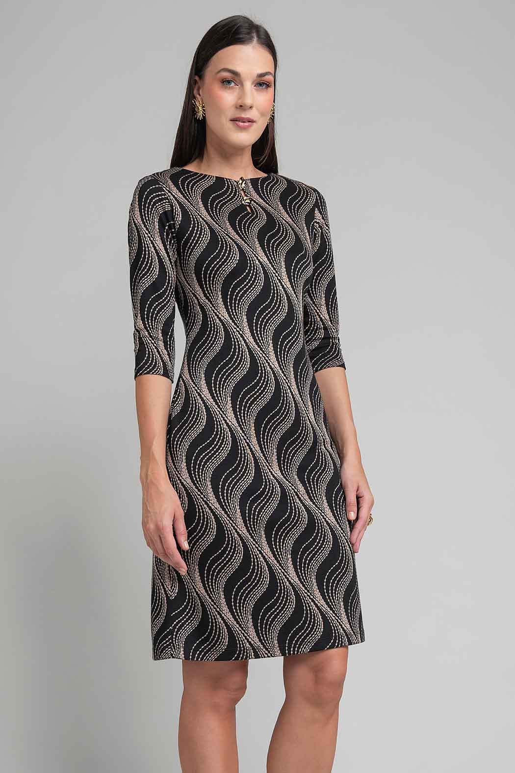 Vestido Con Estampado Ondulado