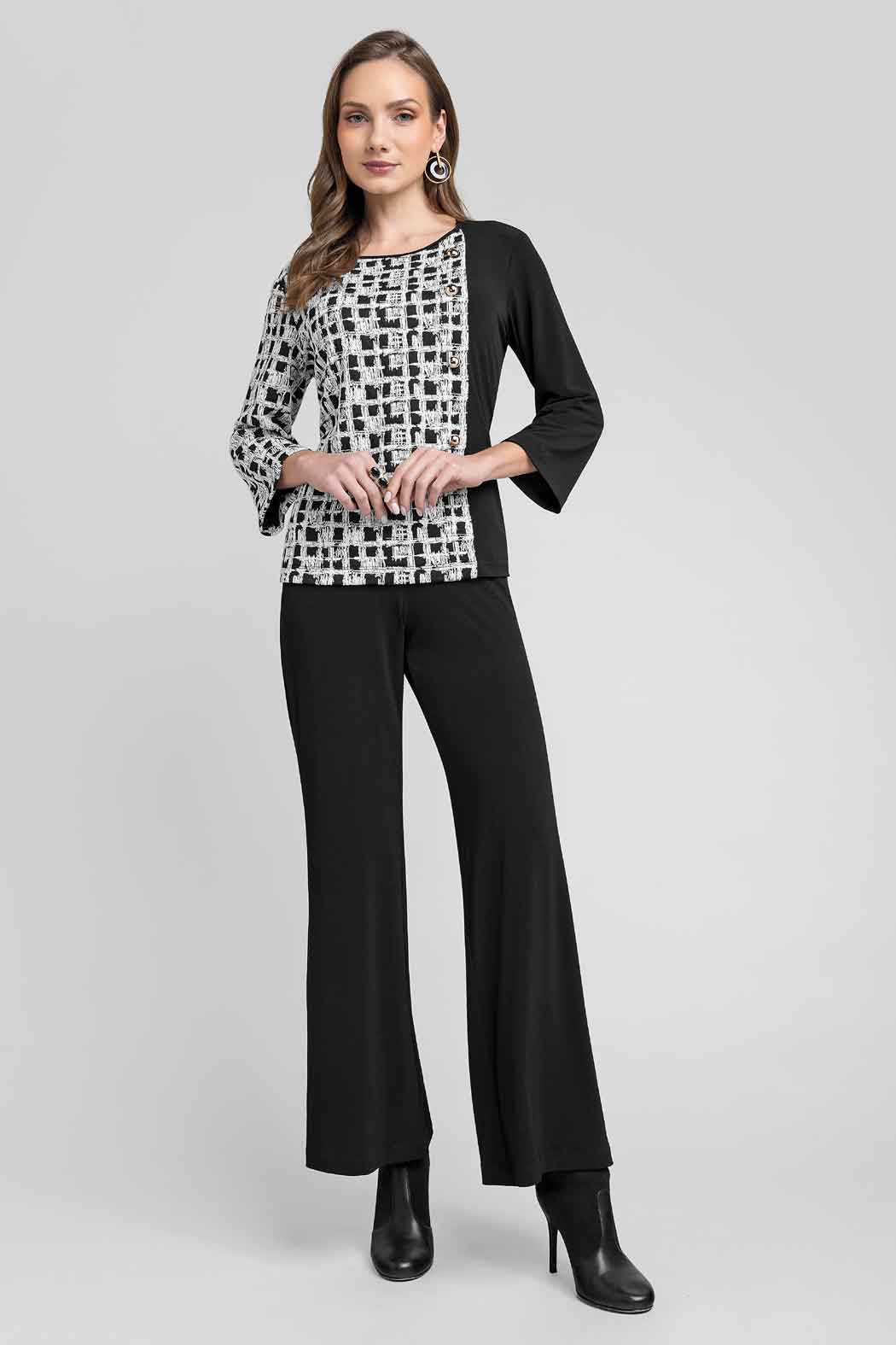 Conjunto De Pantalon Con Blusa Estampada
