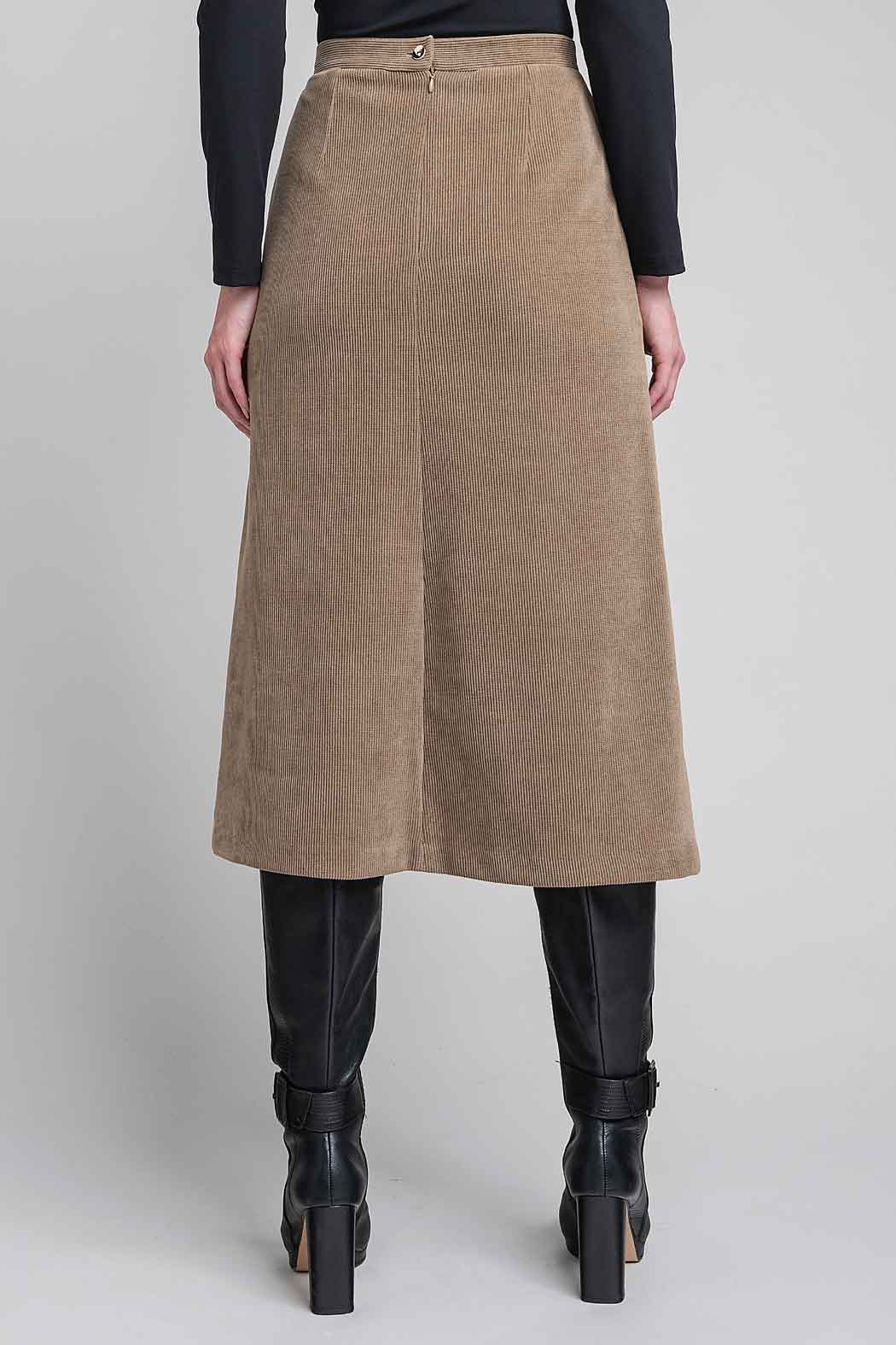 Falda De Pana Con Tabla Frontal