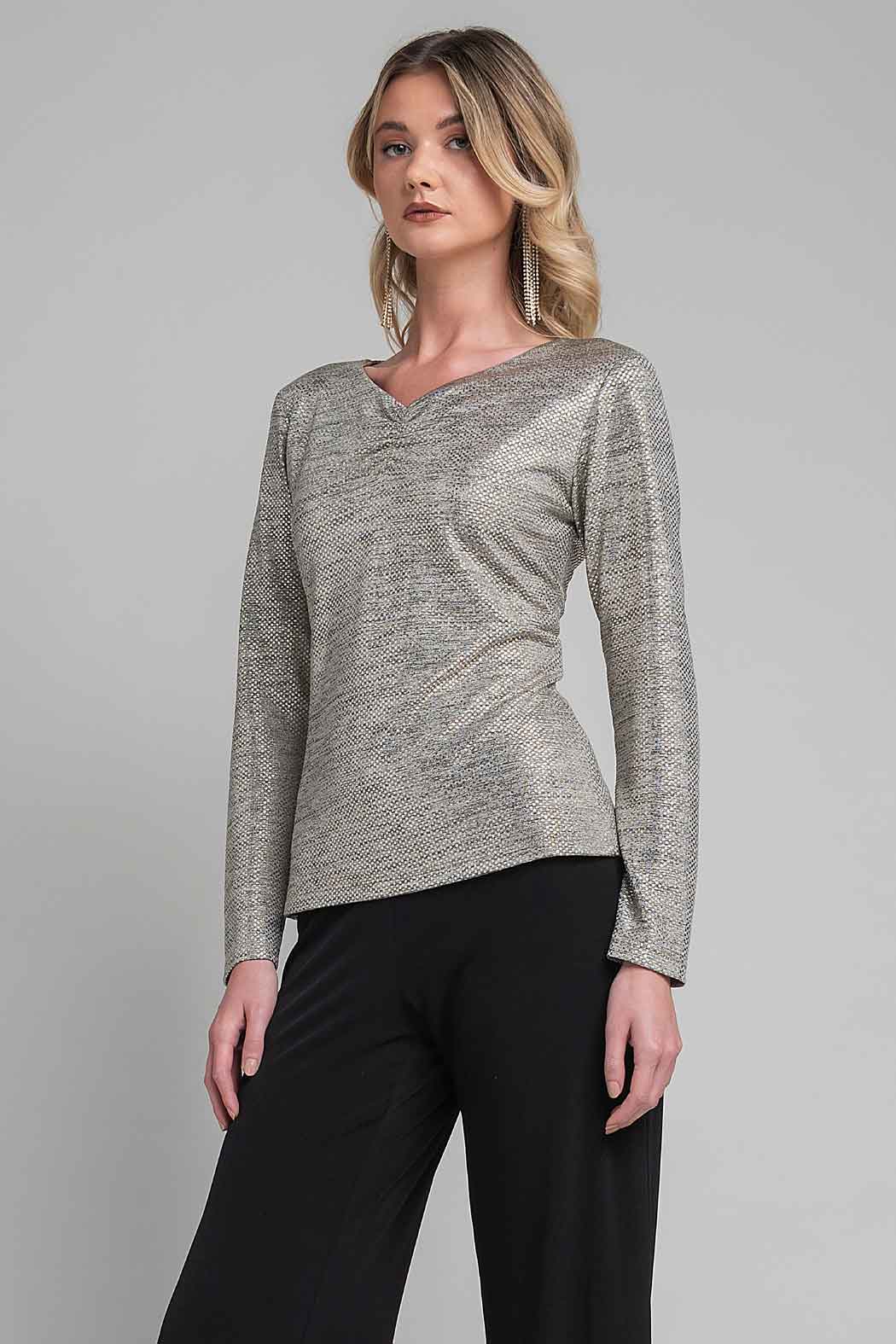 Blusa Con Detalle De Nudo En Cuello