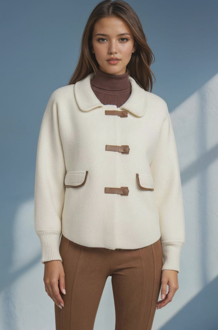 Sueter Con Broches Al Frente Y Bolsas