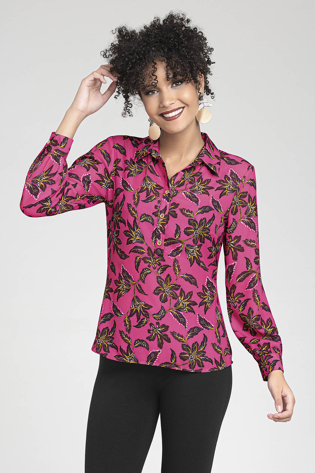 Blusa Camisera Con Estampado De Flores